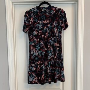 BCBG Floral Short Sleeve Dress